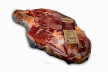 Cargar imagen en el visor de la galería, JAMÓN DUROC GRAN RESERVA ESPECIAL DESHUESADO ENTERO (CURADO +25 MESES)