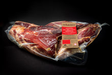 Cargar imagen en el visor de la galería, JAMON IBERICO DE BELLOTA DESHUESADO ENTERO (CURADO +36 MESES)