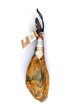 Cargar imagen en el visor de la galería, JAMON IBERICO DE CEBO. PATA ENTERA. (CURADO +30 MESES)