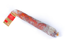 Cargar imagen en el visor de la galería, LOMO DE BELLOTA IBÉRICO 50% RAZA IBÉRICA. CURADO ARTESANALMENTE EN GUIJUELO. PIEZA ENTERA