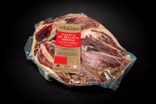 Cargar imagen en el visor de la galería, PALETA DE BELLOTA IBÉRICA 50% RAZA IBÉRICA DESHUESADA ENTERA (CURADO +30 MESES)